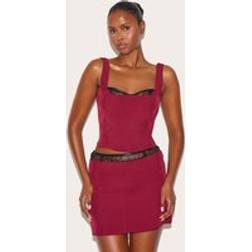 PrettyLittleThing Lace Detail Corset Woven Crop Top - Red