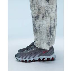 Nike Air Max DN8 Trainers - Grey/Red