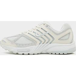 Nike Pegasus 2K5 - White
