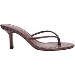 PrettyLittleThing Brown Croc Pu Round Toe Thong Mid Heeled Mules