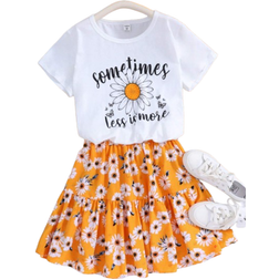 Shein Teen Girl White Yellow Daisy Printed Loose TShirt And Skirt Vacation Casual Outfit pcsSet