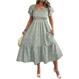 Shein Plus Ditsy Floral Ruffle Trim Short Sleeve Shirred Dress