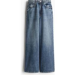 H&M Curvy Fit Feather Soft Wide Ultra High Jeans - Blue