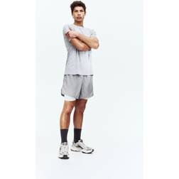 H&M Herren Doppellagige Sportshorts mit DryMove - Grau