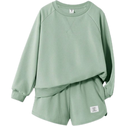 Shein Big Girls' Sporty And Casual Knit Sweatshirt With Shorts Two-Piece Set