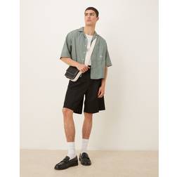 ASOS DESIGN Smart Wide Leg Shorts With Front Pleat - Black