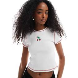Pieces Ribbad T-shirt Med Körsbärsmotiv - Vit