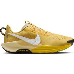 Nike Pegasus Trail 5 M - Saturn Gold/Lightning/Alabaster/White