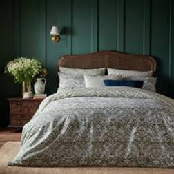 William Morris Strawberry Thief 100% Cotton and Pillowcase Set - Olive Duvet Cover Green