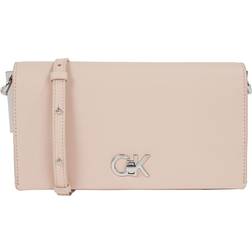 Calvin Klein Crossbody Wallet Bag - Lyser