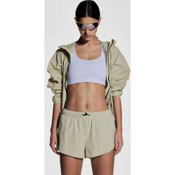 H&M Damen Leichte Sportshorts mit DryMove - Beige