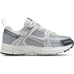 Nike Vomero 5 Stretch Lace Casual Shoes - Pure Platinum/Metallic Silver