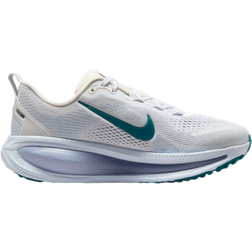 Nike Vomero 18 Road Running Shoes - White