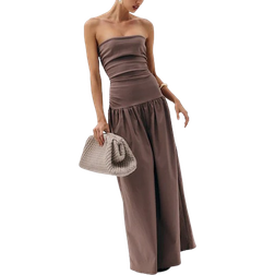 PrettyLittleThing Stretch Woven Bandeau Ruched Maxi Dress - Taupe