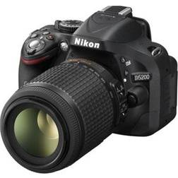 Nikon D5200 + 18-55mm + 55-200mm