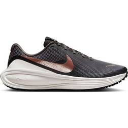 Nike Women's Revolution 8 Running Shoe - Black/Pink
