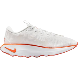 Nike Motiva W - White/Summit White/Turf Orange