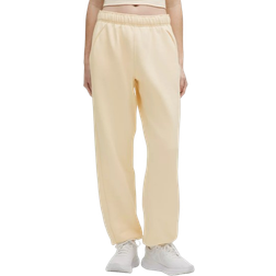 Lululemon Scuba Mid Rise Oversized Jogger - Butter Cream