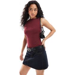 New Look Slash Neck Vest - Burgundy