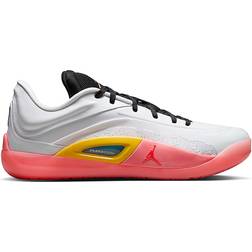 Nike Zion 4 Low Country - Coconut Milk/Sail/Bright Mango/Aurora Green