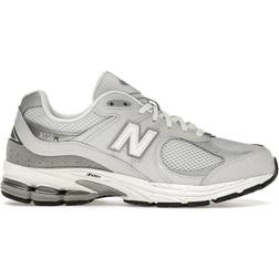 New Balance 2002R M - Grey Matter/Sea Salt/Dark Silver Metallic