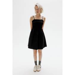 H&M Baumwollkleid Mit Gesmoktem Oberteil - Schwarz