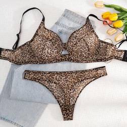 Shein Women Plus Size Solid Leopard Print Seamless Bra And Panty Set