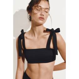 H&M Vadderad Bikinitopp Med Knytaxelband - Svart