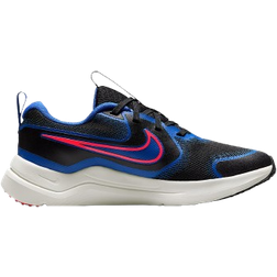 Nike Cosmic Runner Older Kids' Road Running Shoes - Black