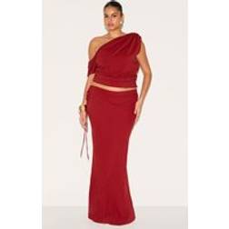 PrettyLittleThing Plus Floaty Woven Tie Side Low Rise Maxi Skirt - Deep Red