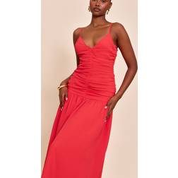 PrettyLittleThing Red Chiffon Ruched Dropped Waist Maxi Dress - Red