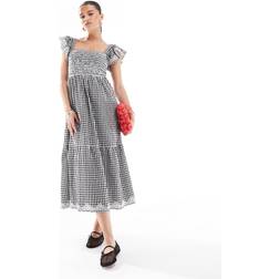 New Look gingham frill sleeve tiered midi dress in black