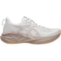 Asics Novablast 5 W - White/Fawn