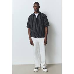 H&M Kurzarmhemd Regular Fit Herren - Schwarz