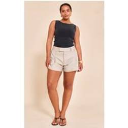 PrettyLittleThing Tailored Adjustable Waist Shorts - Grey