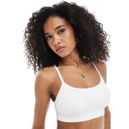 New Look Ribbed Seamless Bralette - White