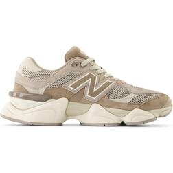 New Balance 9060 - Mushroom/Arid Stone
