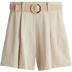 H&M Belted Piqué Shorts - Beige