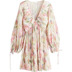 H&M Pleated Dress - Cream/Floral