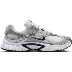 Nike V5 RNR W - White/Vast Grey/Metallic Silver/Black