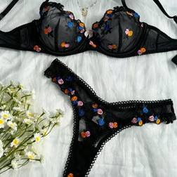 Shein Women Floral Embroidery Mesh Fashion Set