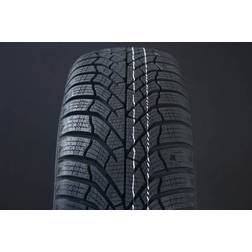 Kumho WinterCraft WP52+ 205 55 R16 Tire