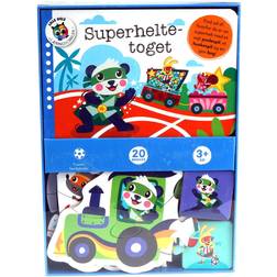 Globe The Superhero Train 20 Pieces