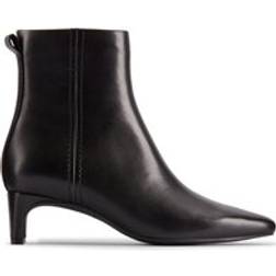 Clarks Edina Up Black Leather Ankle Boots 7-Standard Fit
