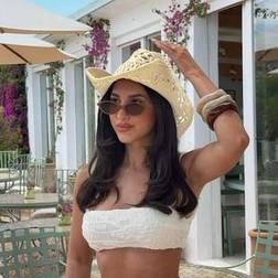 Shein Fashionable Hand-Woven Panama Cowboy Brim Hat