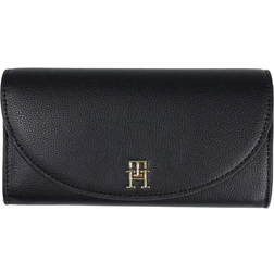 Tommy Hilfiger Rounded Flap Wallet - Black