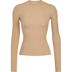 SKIMS Fits Everybody Long Sleeve T-shirt - Clay