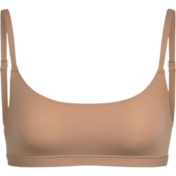 SKIMS Fits Everybody Scoop Bralette - Sienna