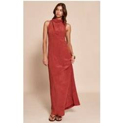 PrettyLittleThing Rust Textured Ruched Maxi Dress - Orange