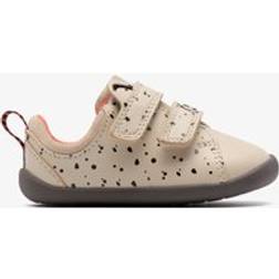 Clarks Roamer Wish Toddler Wide Fit Print Pre Walker - White